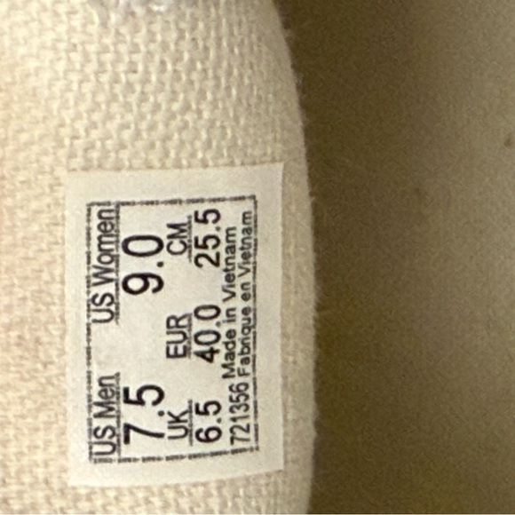 Vans Platform Sneakers - Picture 7 of 7